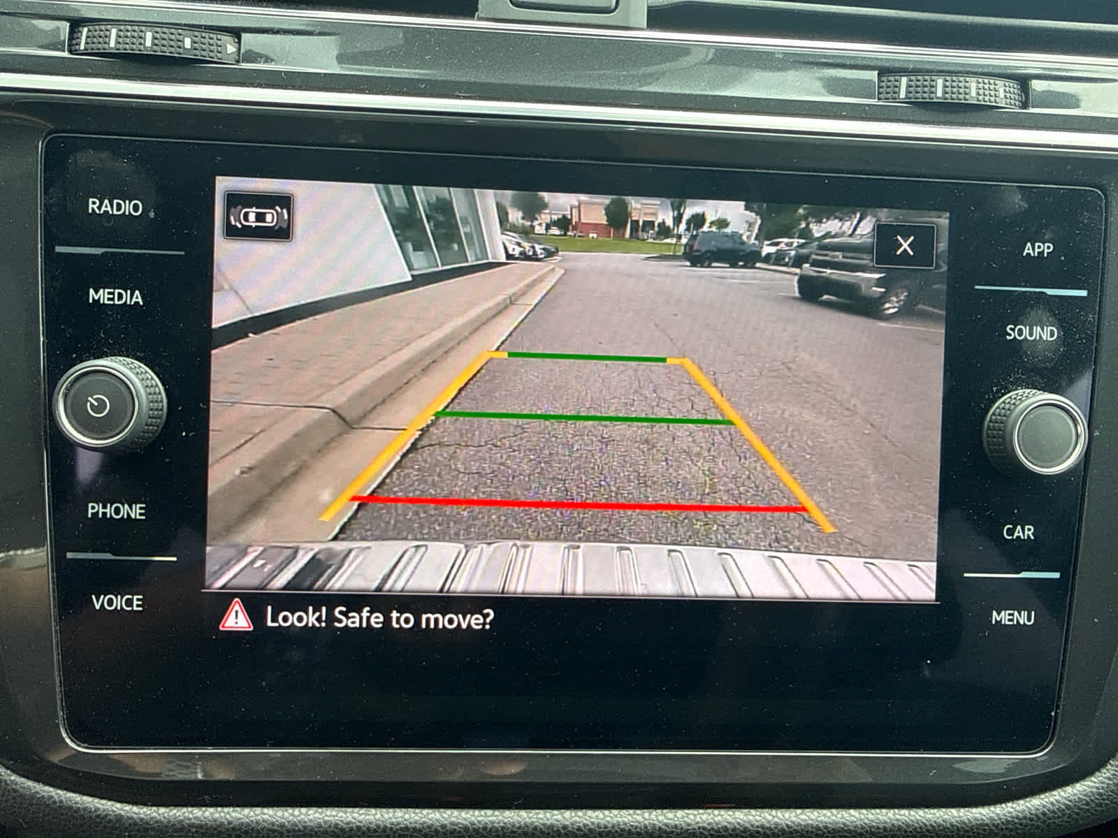 Certified 2023 Volkswagen Tiguan SE R-Line FWD image 13