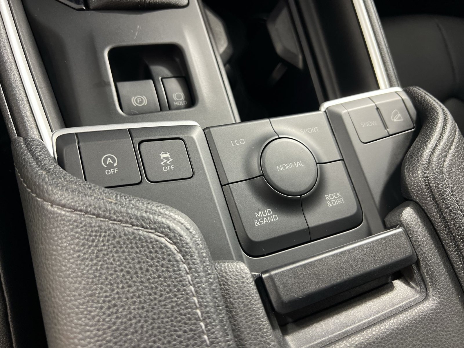 Used 2025 Toyota Grand Highlander AWD image 33