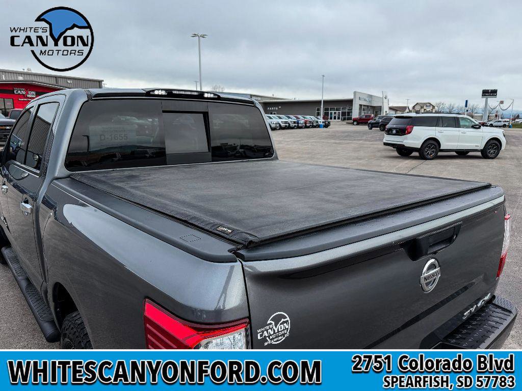 Used 2020 Nissan Titan SV w/ SV Convenience Package AWD/4WD image 9