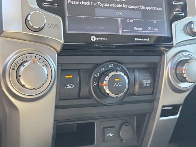 Used 2022 Toyota 4Runner TRD Sport w/ Technology Package AWD/4WD image 28