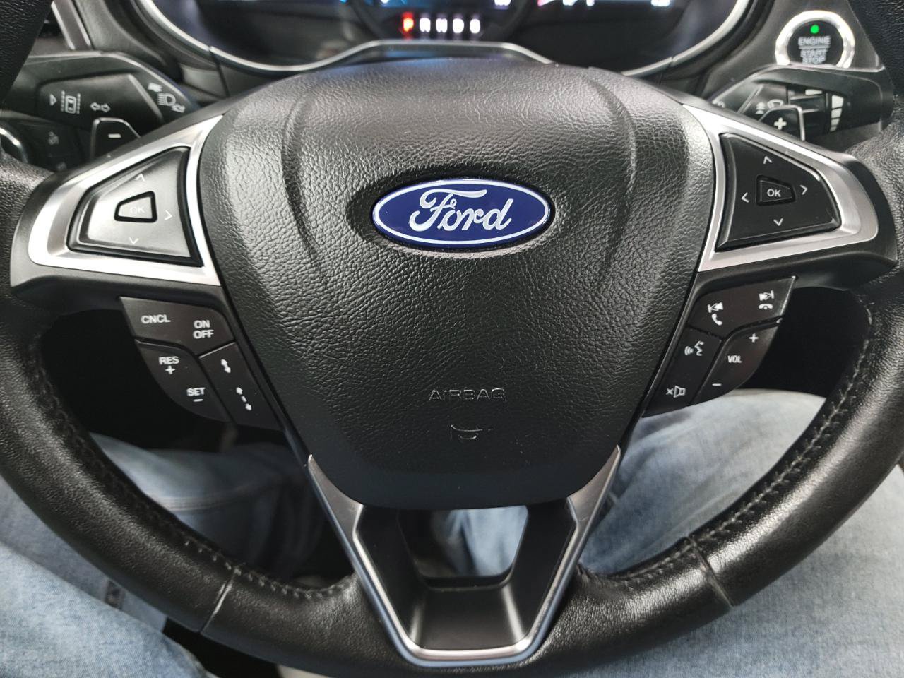 Used 2018 Ford Fusion Titanium AWD/4WD image 16