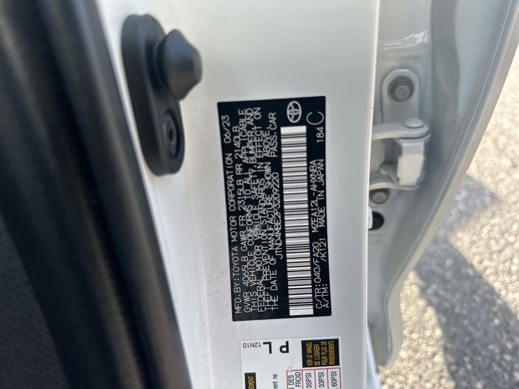 Used 2023 Toyota Corolla SE image 32