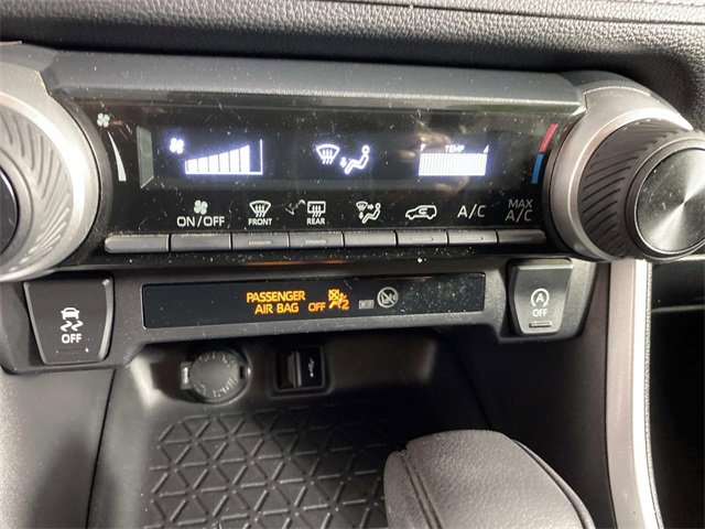 Used 2021 Toyota RAV4 LE image 20