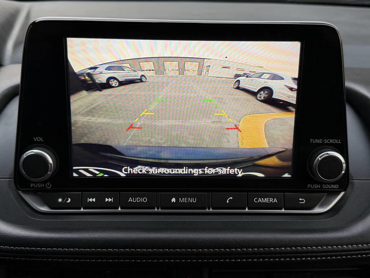 Used 2024 Nissan Rogue S image 25