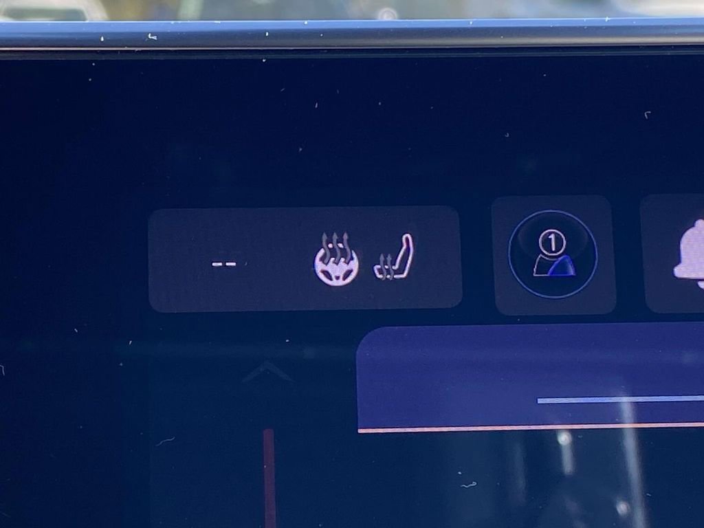 Used 2024 Jeep Compass Limited image 29