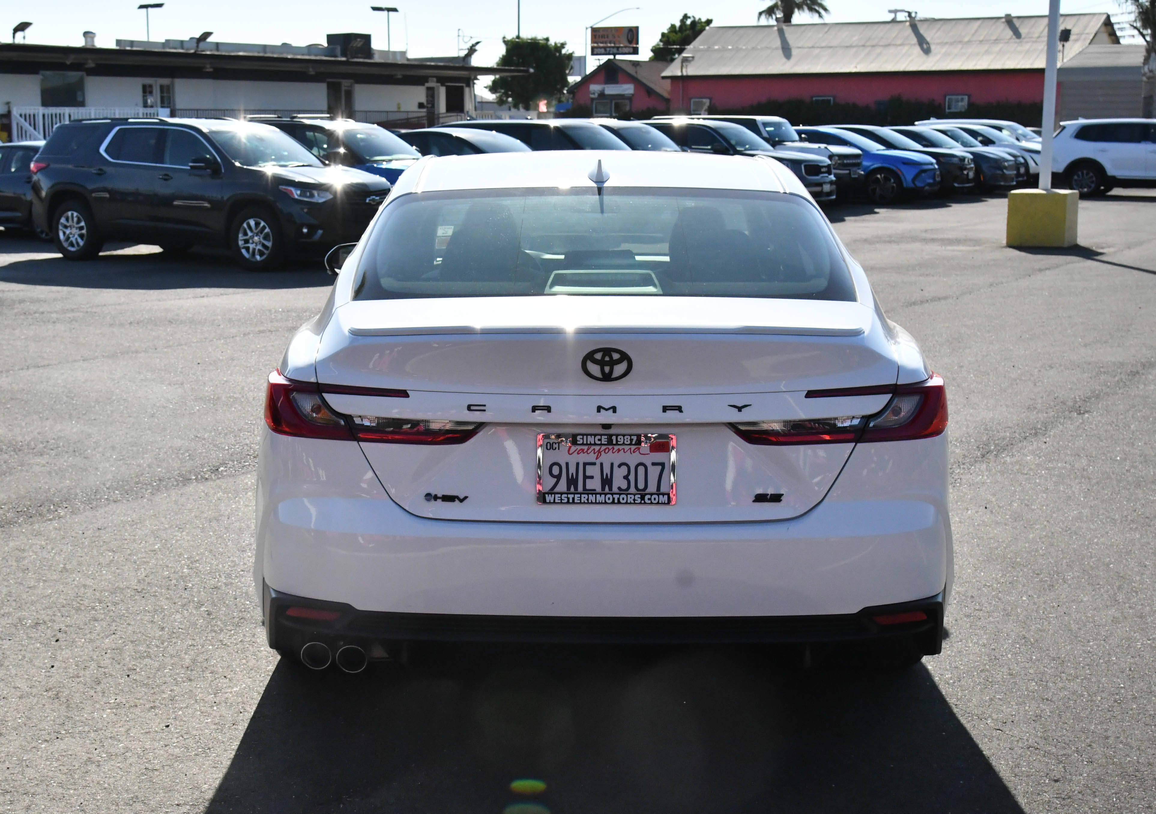Used 2026 Toyota Camry SE FWD image 7