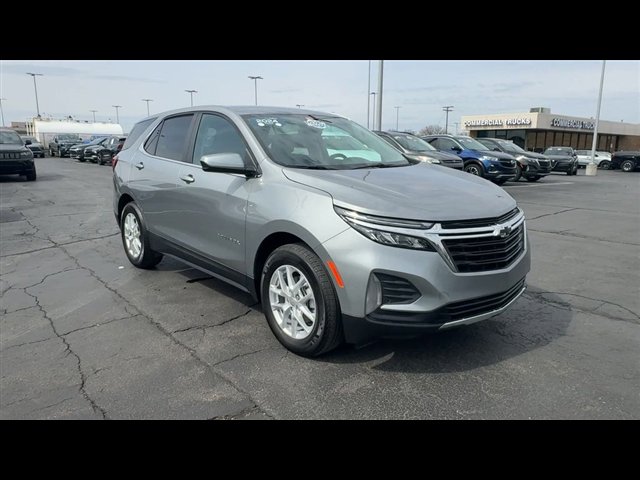 Certified 2024 Chevrolet Equinox LT image 2