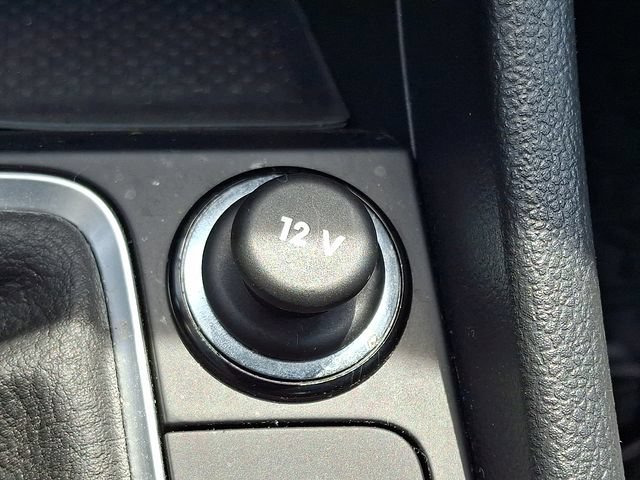 Certified 2022 Volkswagen Jetta S FWD image 23