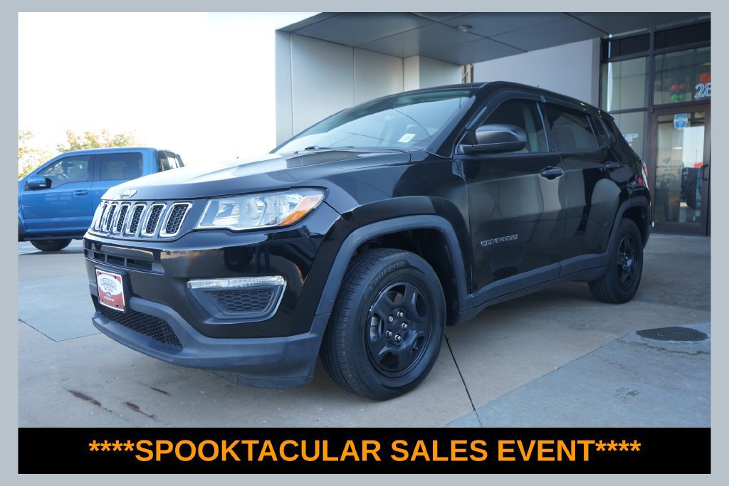 Used 2019 Jeep Compass Sport FWD image 1