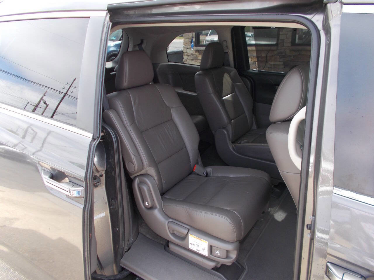 Used 2011 Honda Odyssey EX-L image 17