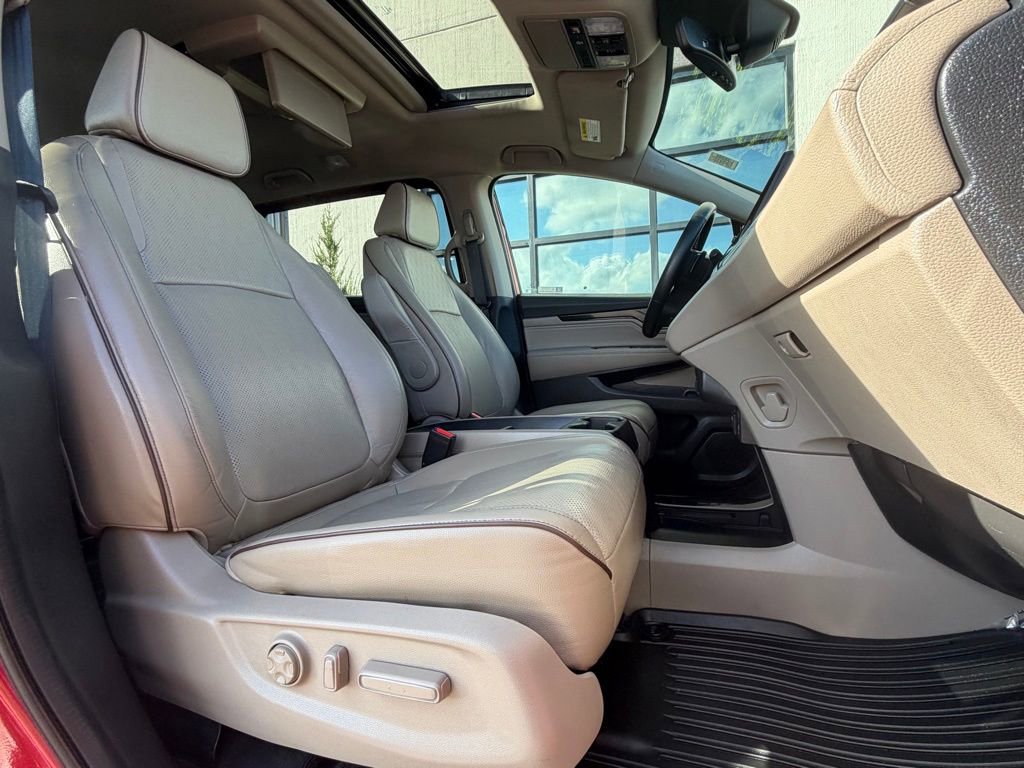 Used 2023 Honda Odyssey Elite image 22