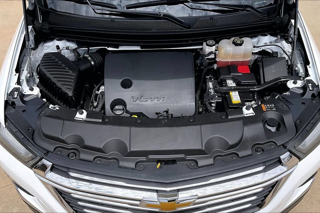 Used 2023 Chevrolet Traverse LT FWD image 10