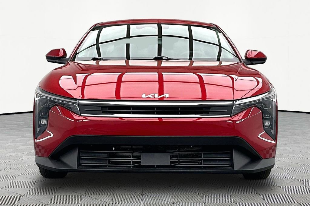 Used 2025 Kia K4 LXS image 3