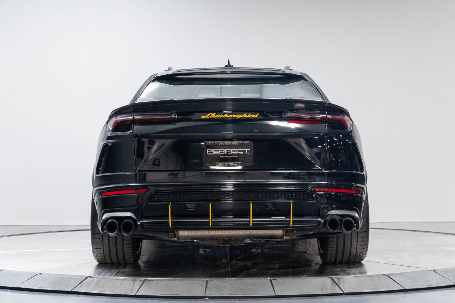 Used 2019 Lamborghini Urus AWD/4WD image 71