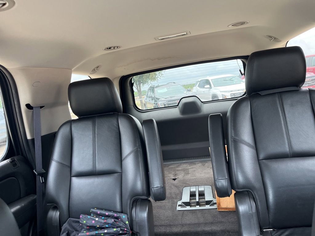 Used 2012 Chevrolet Tahoe LT w/ Texas Edition RWD image 13