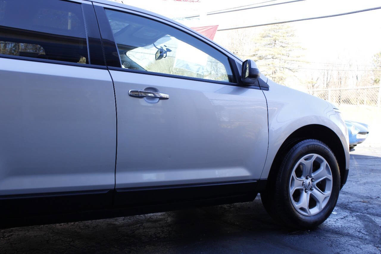 Used 2011 Ford Edge SEL w/ 202A Rapid Spec Order Code AWD/4WD image 15