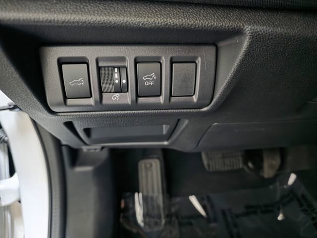 Certified 2025 Subaru Outback Premium image 18