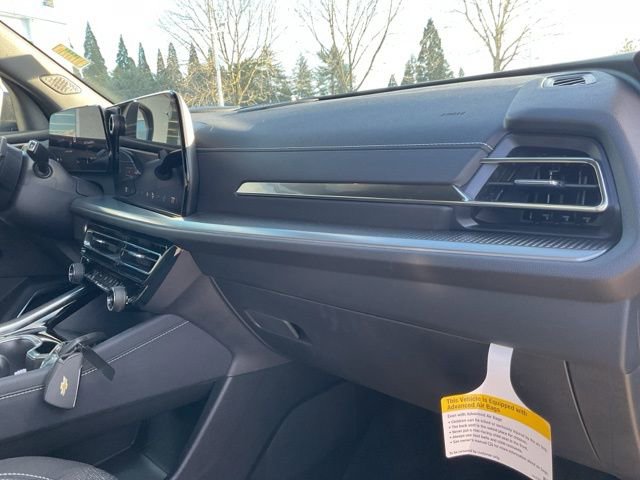 New 2025 Chevrolet Traverse LT w/ Enhanced Driving Package image 18