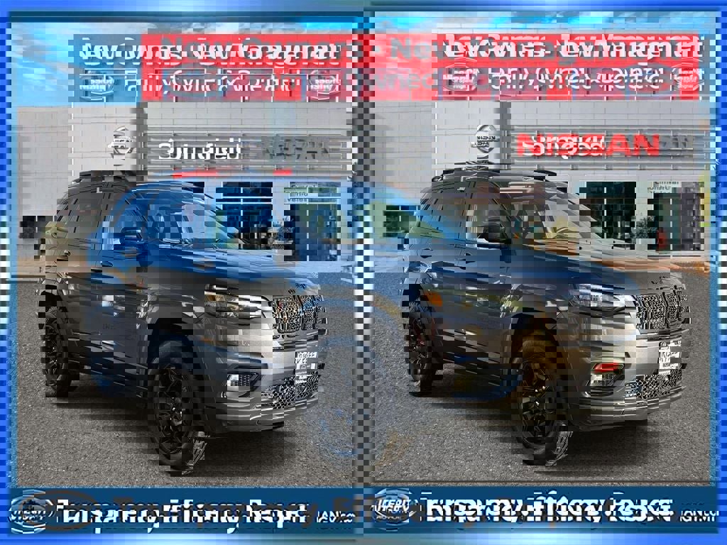 Used 2022 Jeep Cherokee Latitude w/ Trailer Tow Group image 1