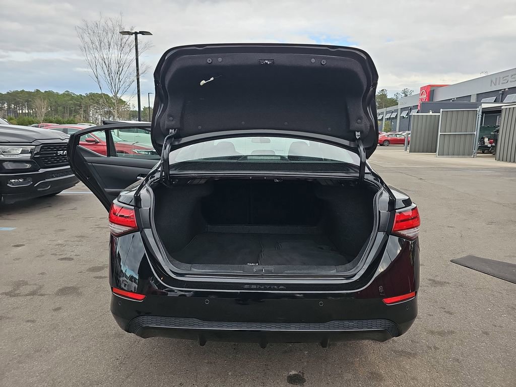 Used 2023 Nissan Sentra S image 16