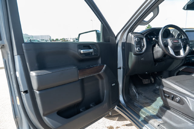 Used 2021 GMC Sierra 1500 SLT RWD image 19