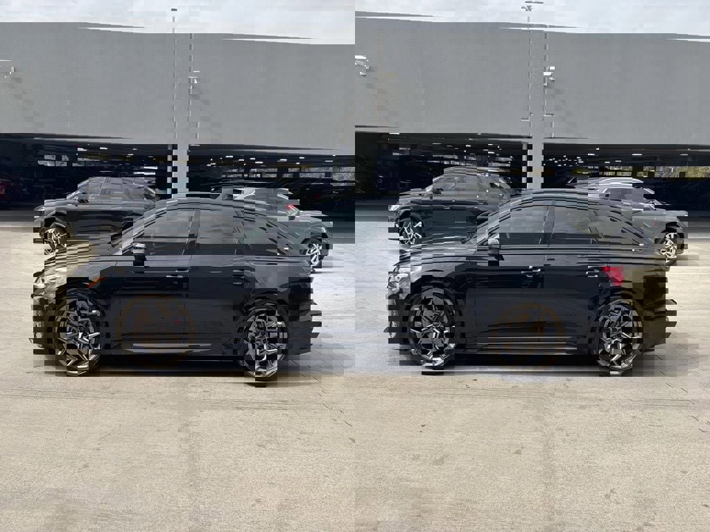 Used 2024 Audi RS 6 performance image 8