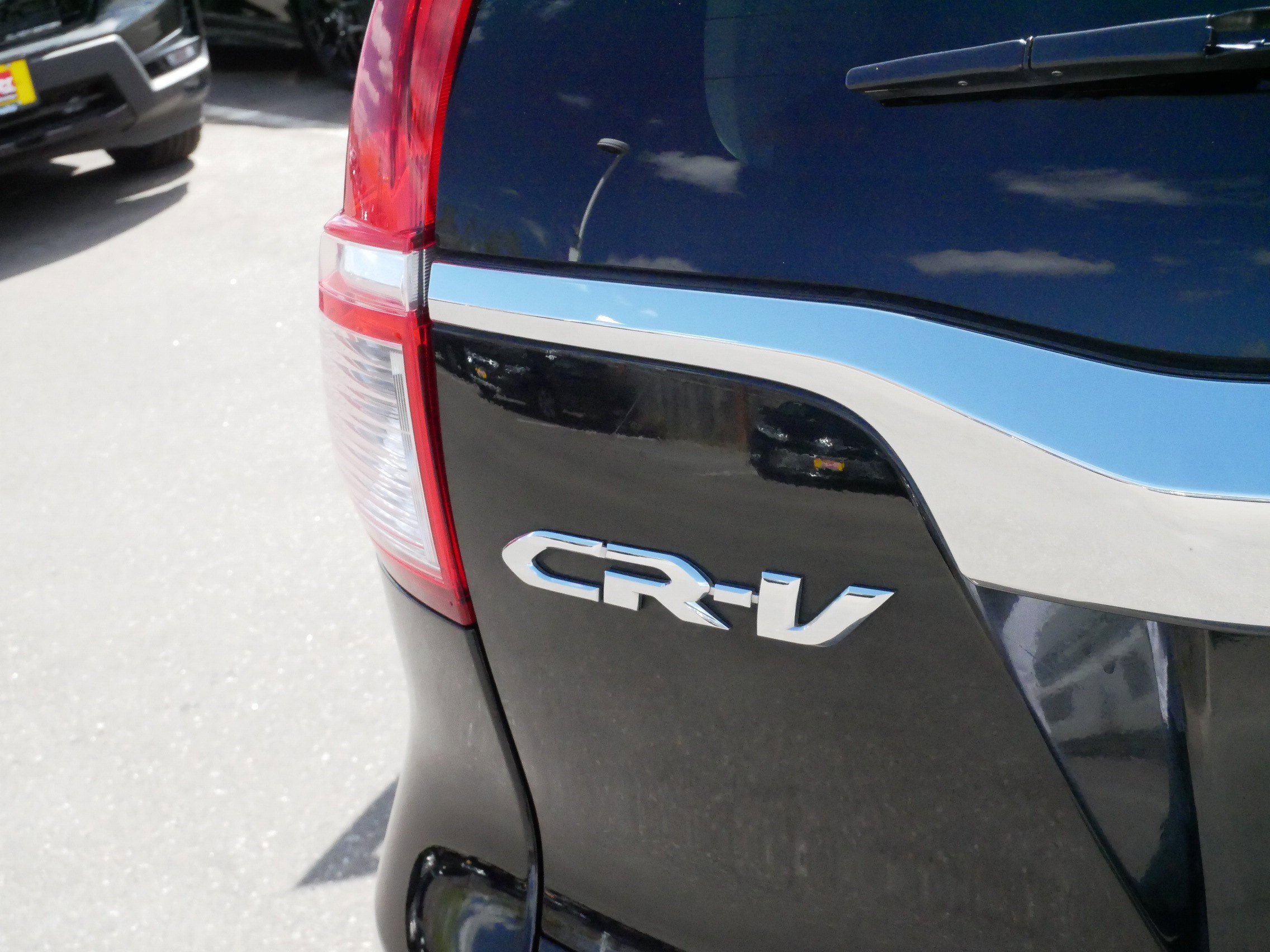 Used 2015 Honda CR-V EX-L image 17