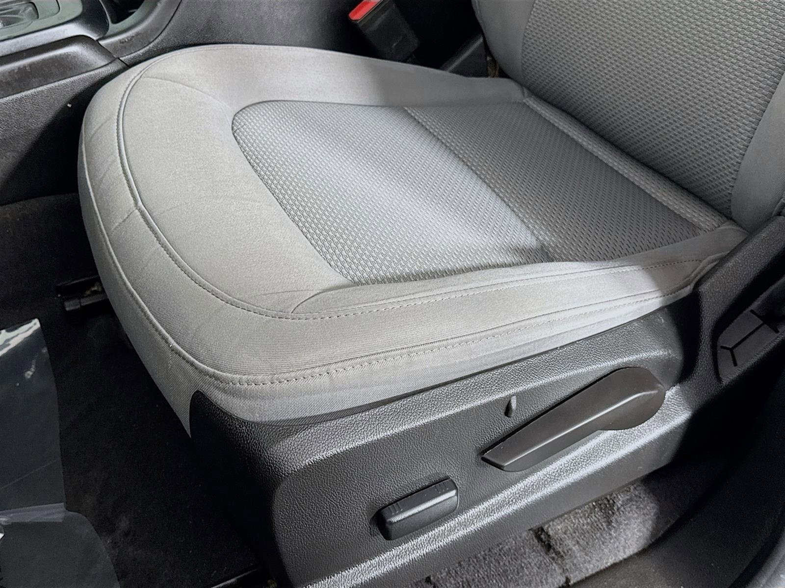 Used 2019 GMC Canyon 2WD Crew Cab w/ Convenience Package image 19