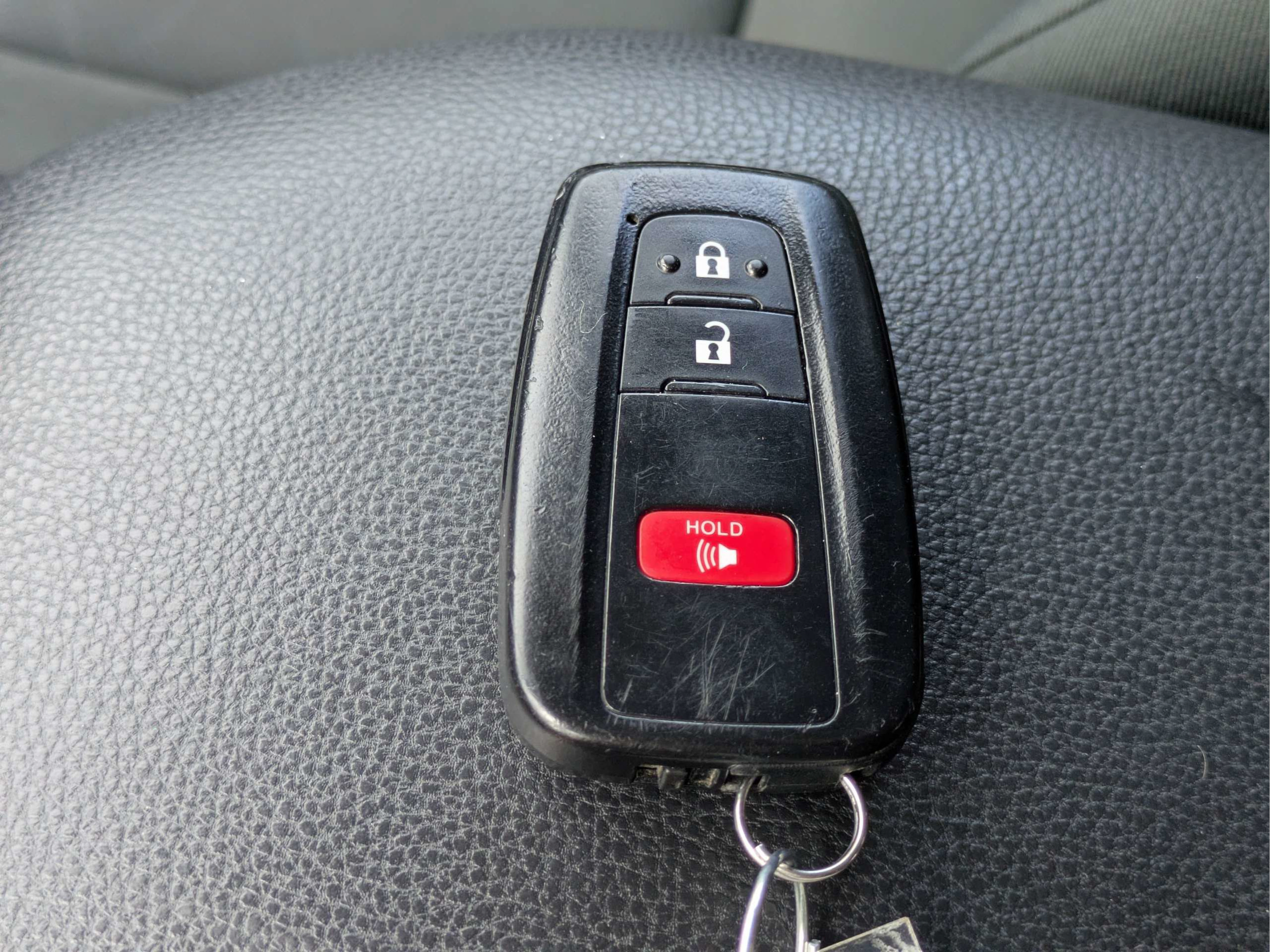 Used 2024 Toyota RAV4 XLE FWD image 26