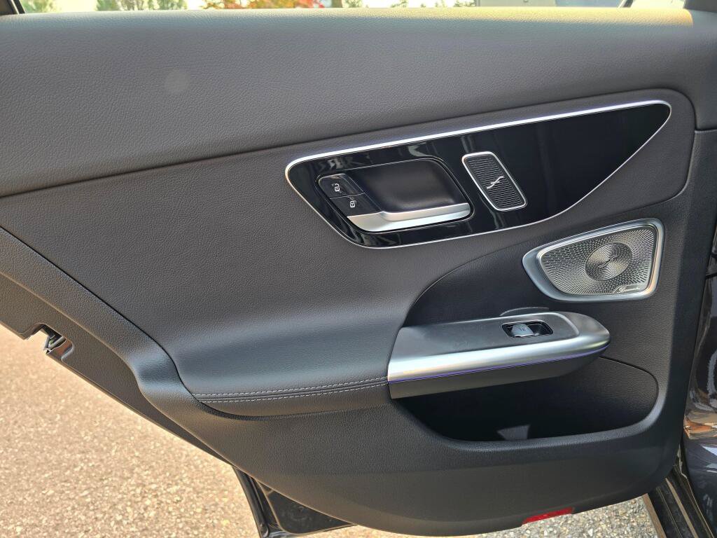 New 2026 Mercedes-Benz C 300 4MATIC Sedan image 17