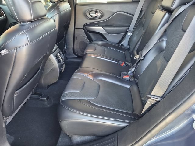 Used 2019 Jeep Cherokee Limited FWD image 15