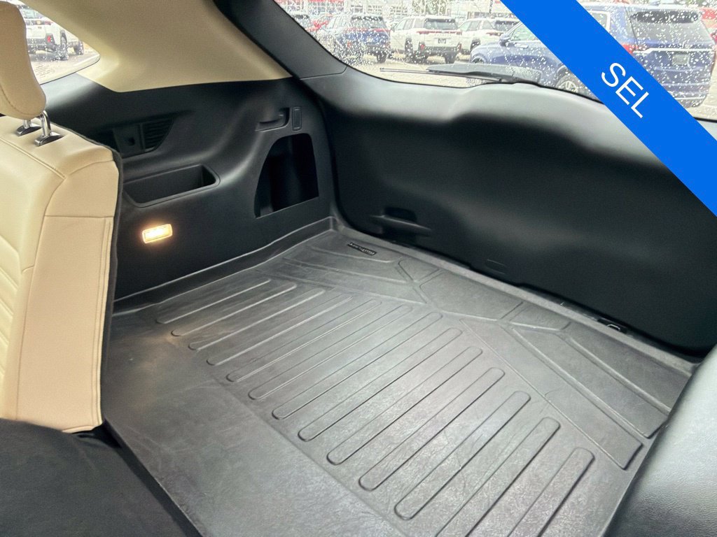 Used 2019 Ford Edge SEL w/ Equipment Group 201A AWD/4WD image 24