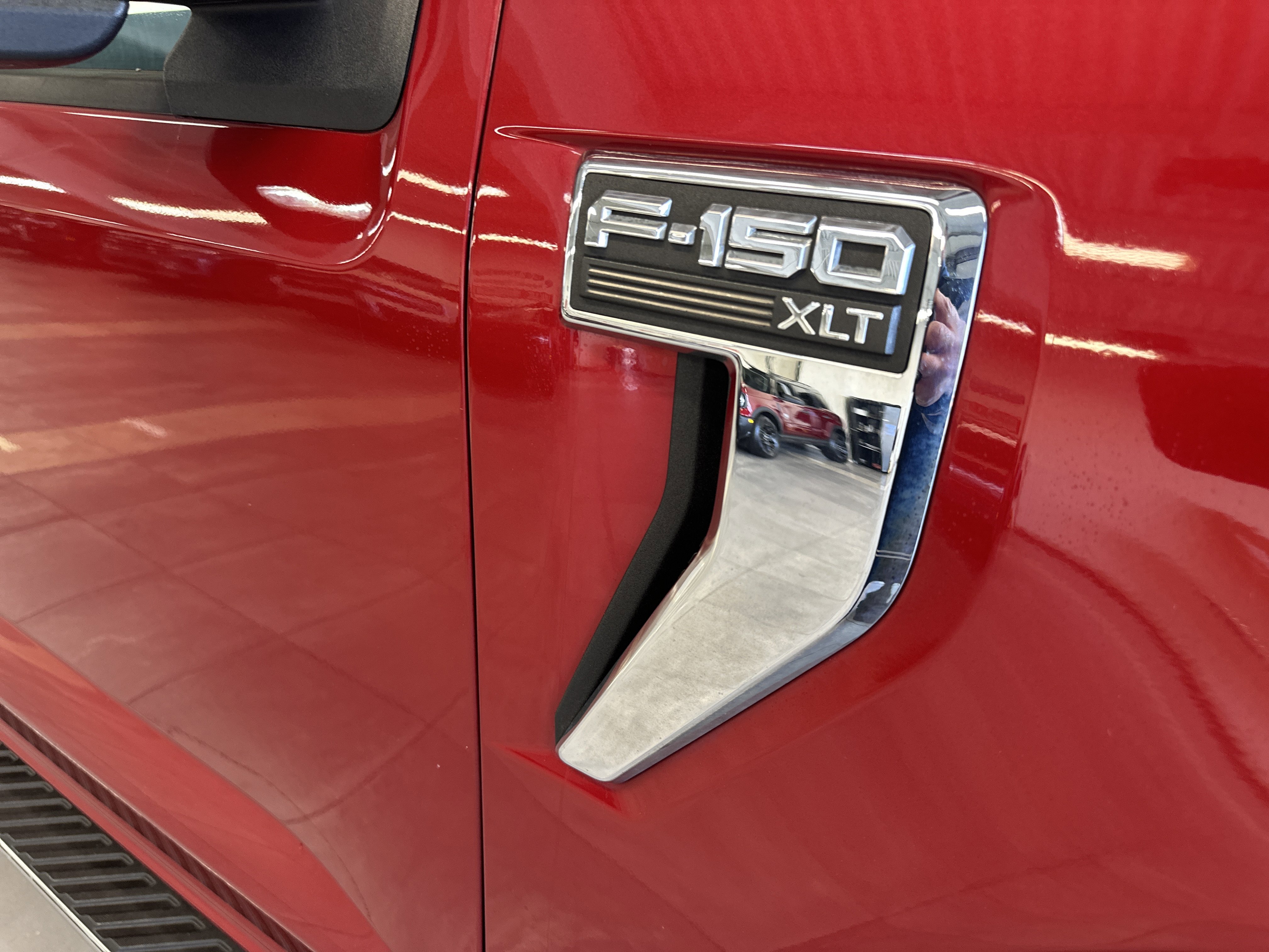 Used 2021 Ford F150 XLT w/ Equipment Group 302A High image 10