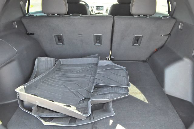 Used 2024 Chevrolet Equinox LT w/ LPO, Floor Liner Package FWD image 20