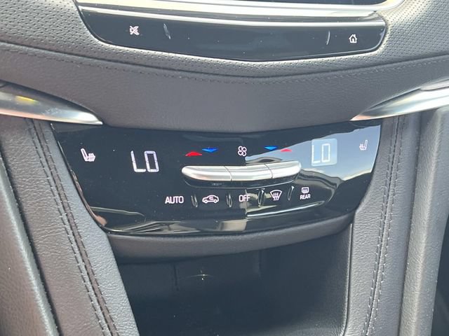Certified 2025 Cadillac XT5 Luxury w/ LPO, Floor Liner Package FWD image 22