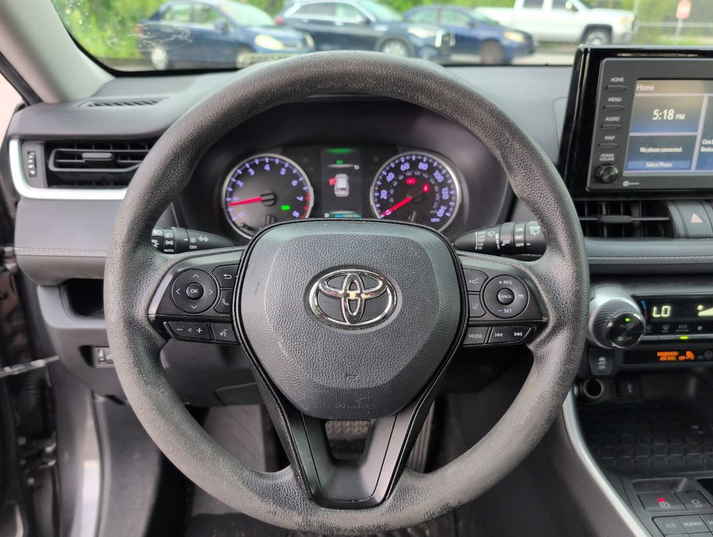 Used 2020 Toyota RAV4 XLE AWD/4WD image 13