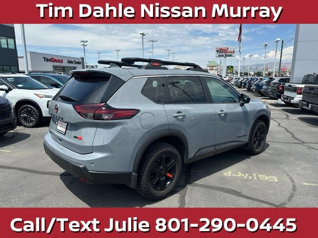 Used 2025 Nissan Rogue SV AWD/4WD image 12