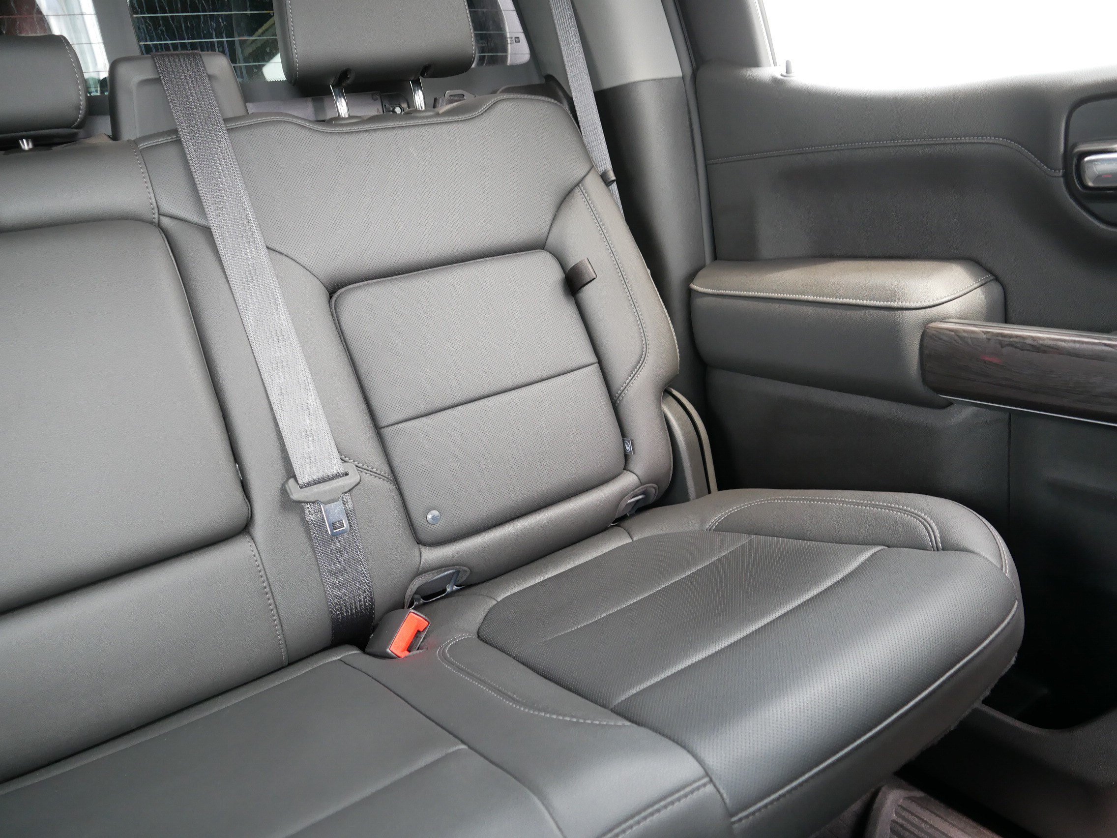 Used 2021 Chevrolet Silverado 1500 LTZ AWD/4WD image 14