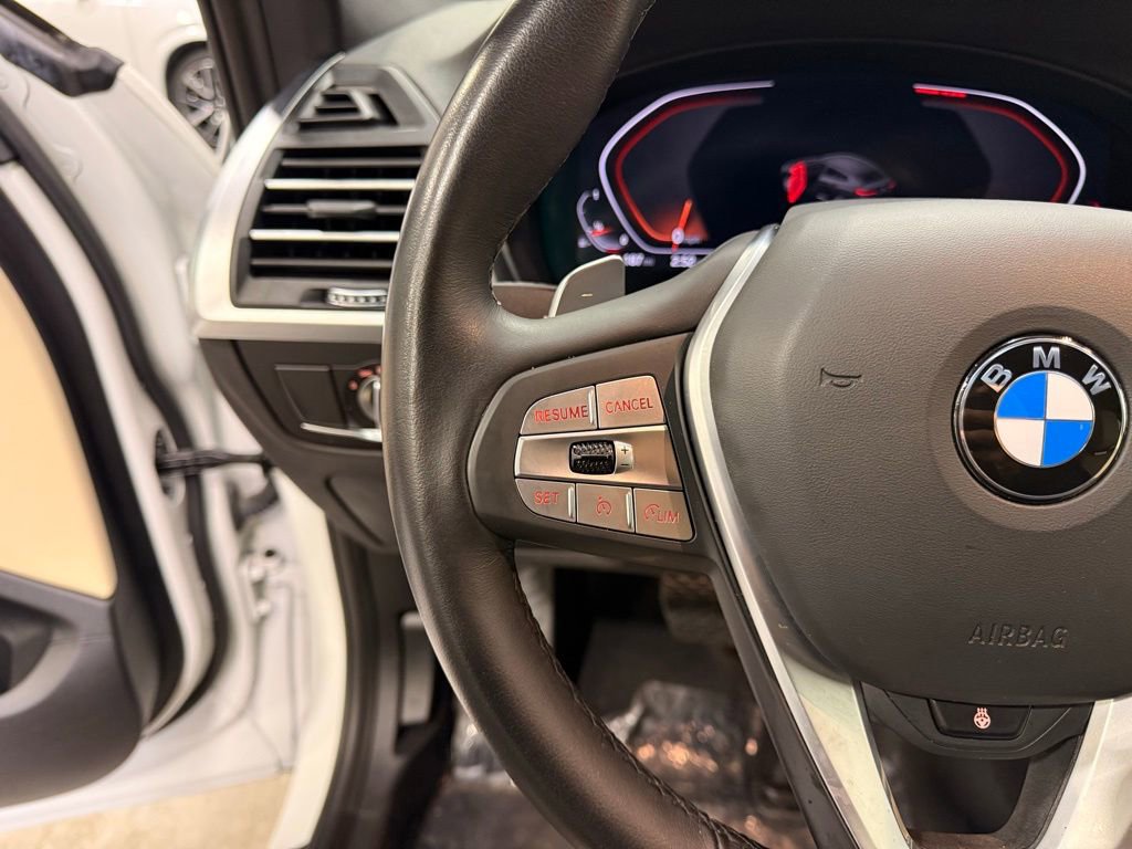 Used 2023 BMW X4 xDrive30i w/ Convenience Package image 13