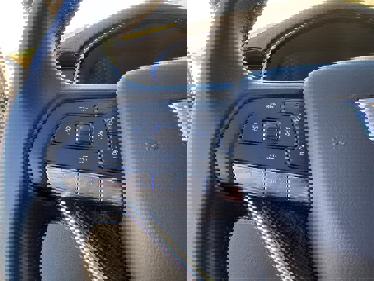 Certified 2025 Cadillac XT6 Premium Luxury image 22