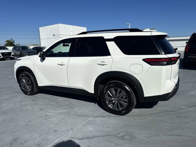 Used 2025 Nissan Pathfinder SV image 22