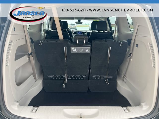 Used 2018 Chrysler Pacifica Touring-L Plus FWD image 25