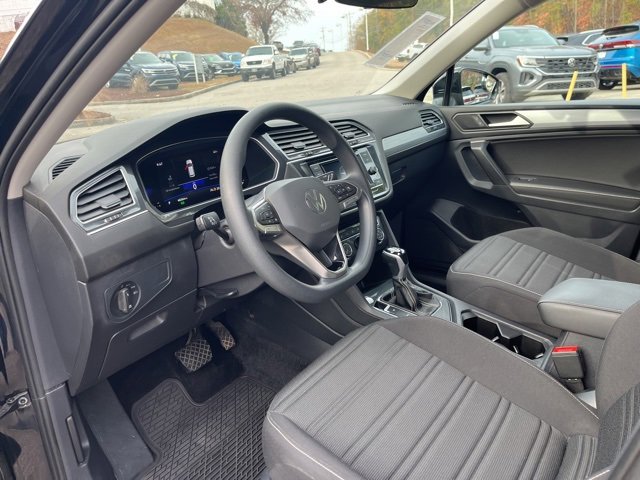 Used 2023 Volkswagen Tiguan S image 6