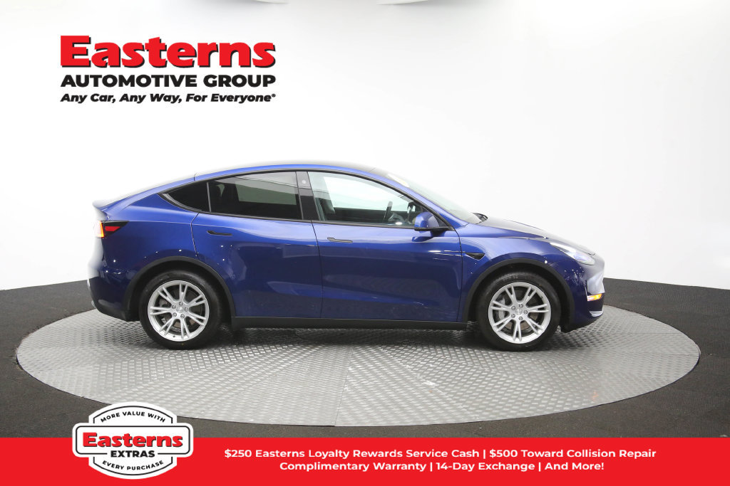 Used 2021 Tesla Model Y Long Range AWD/4WD image 43