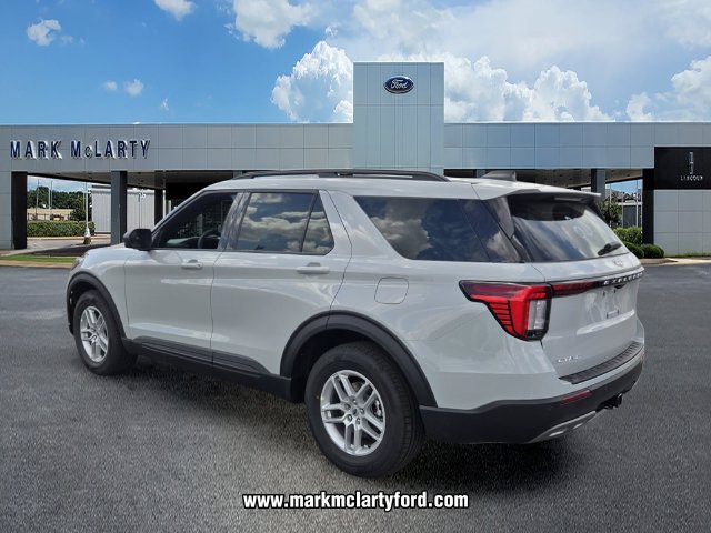 New 2027 Ford Explorer Active w/ Active Comfort Package RWD image 3