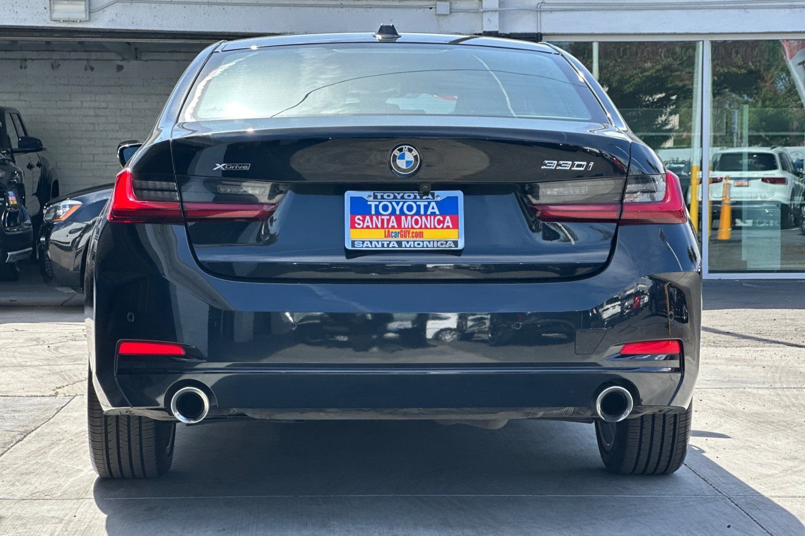 Used 2023 BMW 330i xDrive Sedan w/ Driving Assistance Package image 5