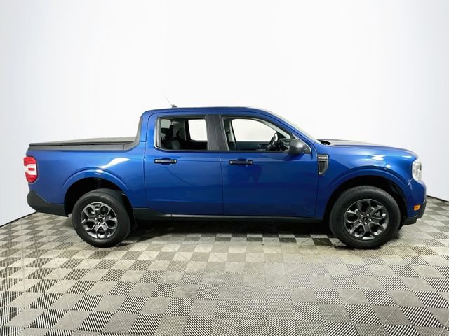 Used 2023 Ford Maverick XLT FWD image 2