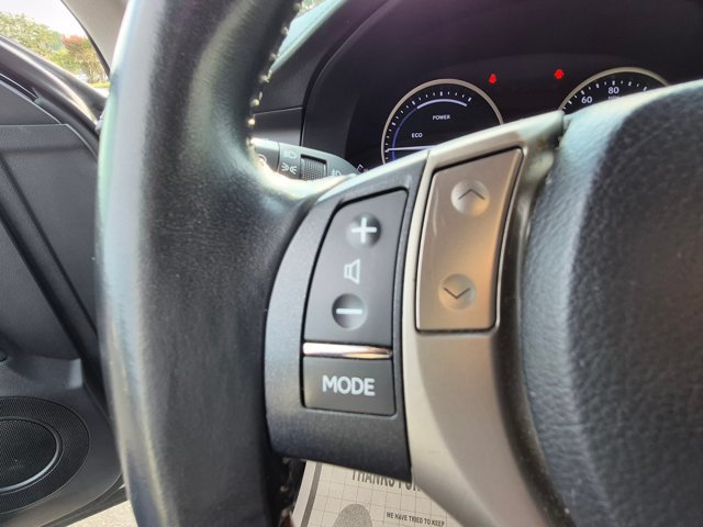 Used 2013 Lexus ES 300h w/ Premium Pkg FWD image 16