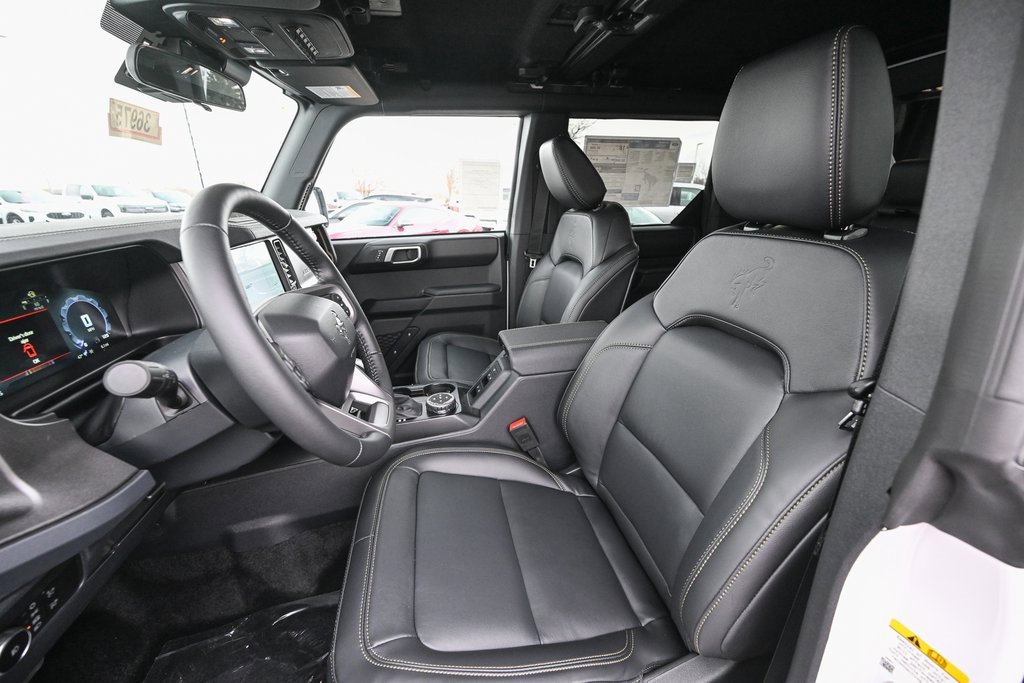 New 2025 Ford Bronco Badlands image 16
