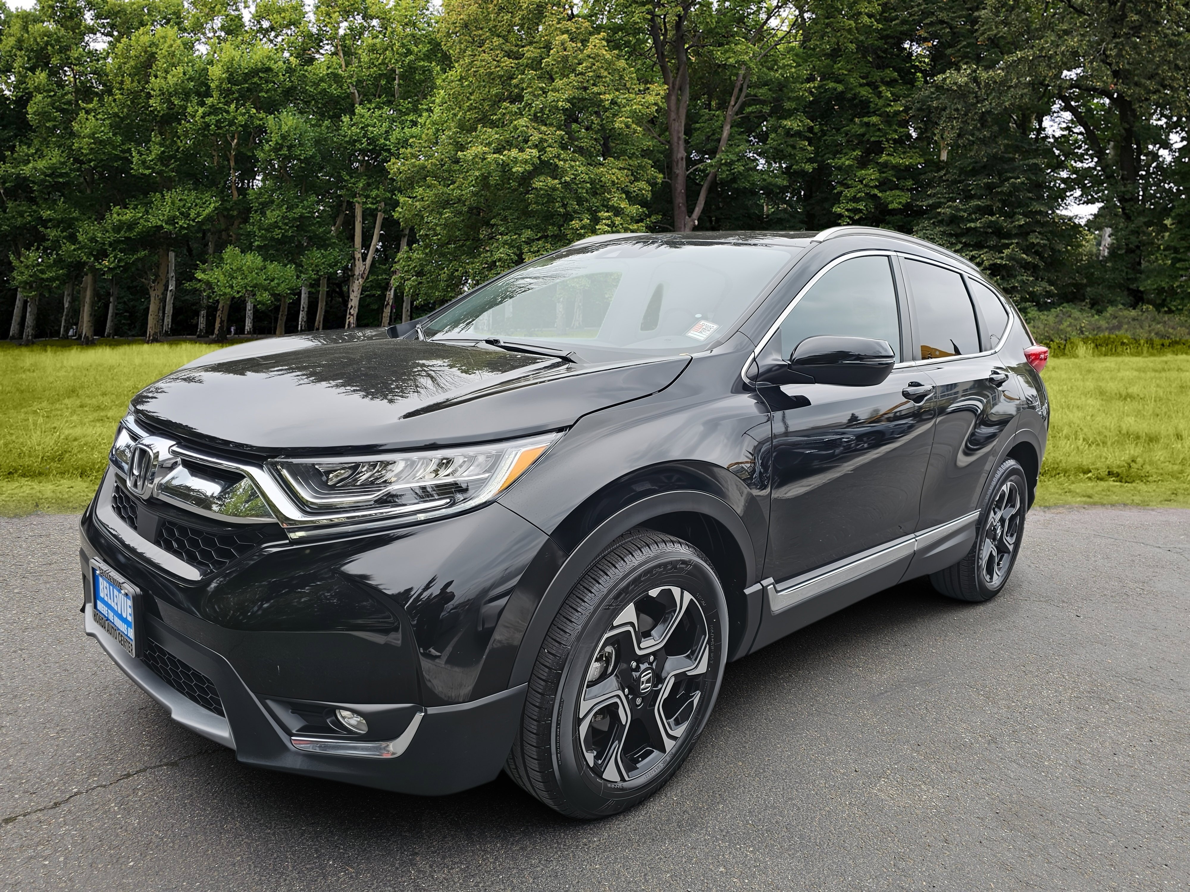 Used 2019 Honda CR-V Touring image 3